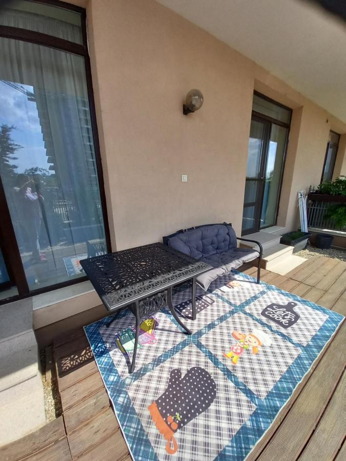 Herastrau Apartment Bukarest Eksteriør billede